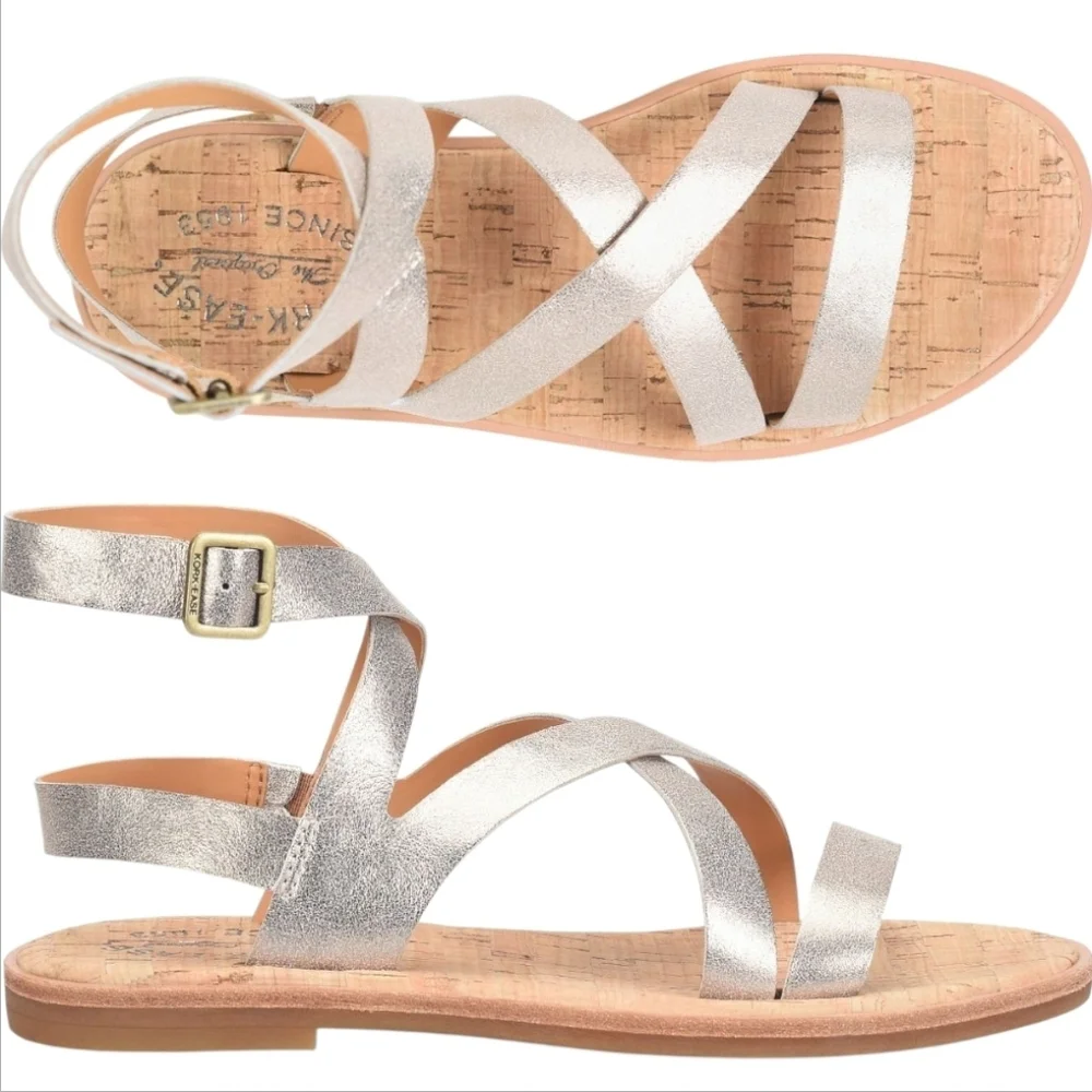 NWT Kork-Ease Bryleigh Metallic Gold Leather Flat Sandal Women’s 8